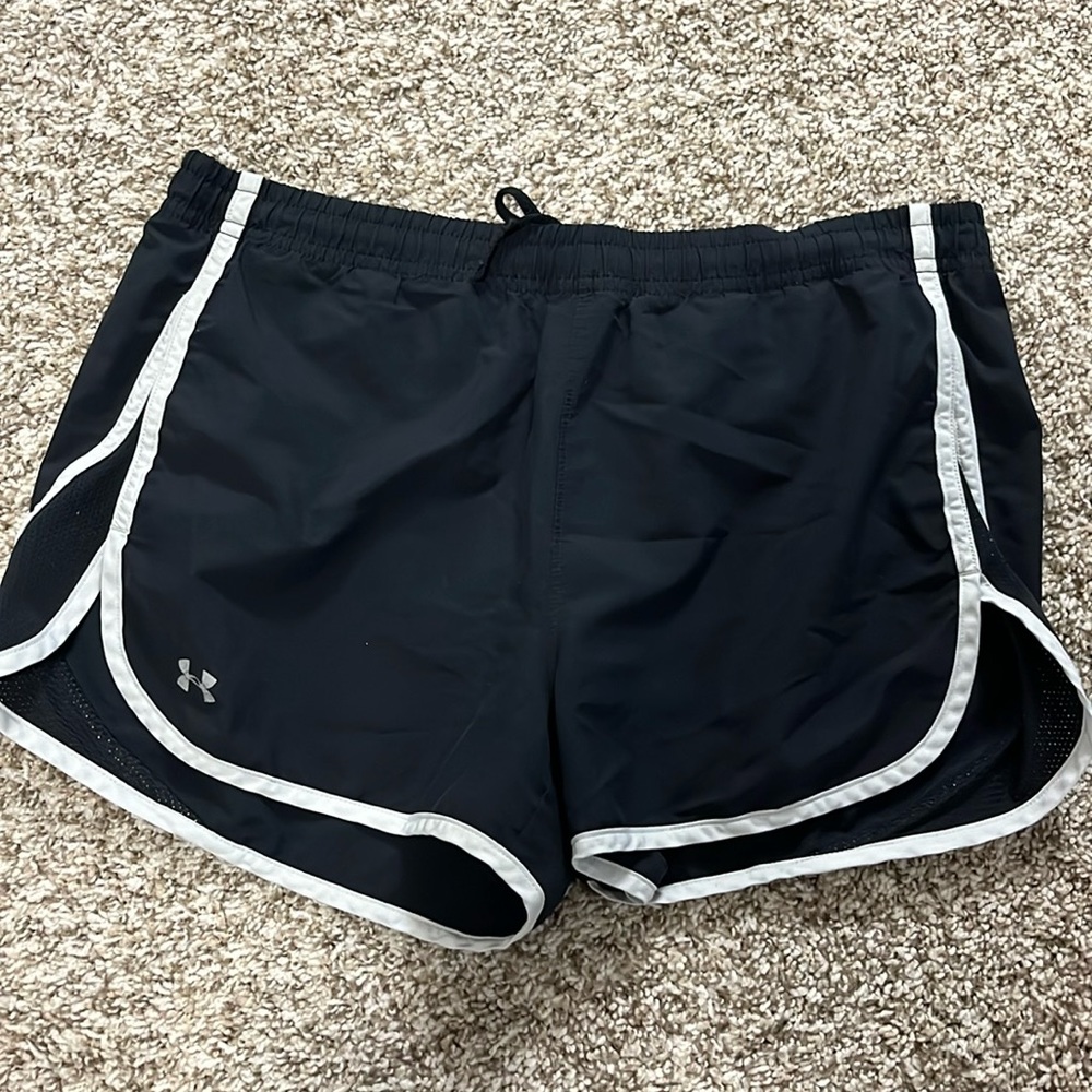 Under Armour black shorts